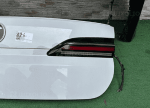 Klapa lampy tył tylne zderzak tylny bmw 7 G70 A300 kamera 8