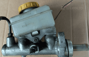 Subaru Legacy IV Outbeck pompa hamulcowa 1