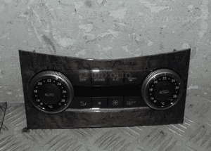 Mercedes W204 c klasa panel nawiewu 2048309885 2