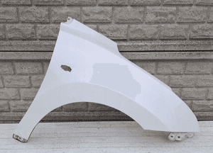 Suzuki baleno ii 15-22 błotnik prawy przedni 1