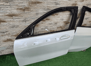 Drzwi bmw 1 F40 kolor A96 4