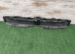 Wlot bmw 6 G32 7482579 1