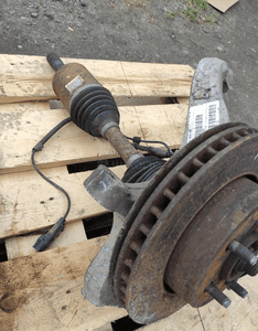 JEEP CHEROKEE LIBERTY KK 2.8CRD 07-12r. ZWROTNICA PÓŁOŚ TARCZA ZACISK PRZÓD 12