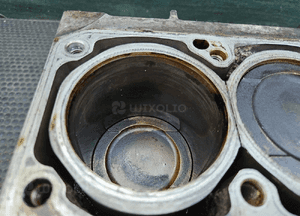 Blok Silnika 06B103019B Slupek Tloki Korbowody Wal Korbowy 1.6 AKL SR 102KM VW Golf IV 4 Audi A3 8L Skoda Seat 3