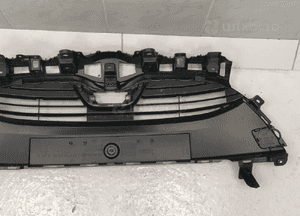 Toyota yaris XP210 grill atrapa chłodnicy czarny mat oryginał 8
