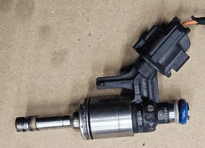 Peugeot 308 3008 5008 Citroen C4 1.6 THP listwa wtryskowa wtryskiwacz  759162380 0261500073 8