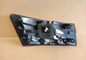 Lampa prawa tylna prawy tył skoda superb 3 iii kombi led lift 19- 2