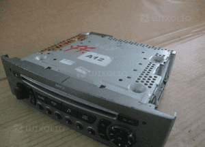 Radio radioodtwarzacz MP3 peugeot 308 T7 96647511XH 1