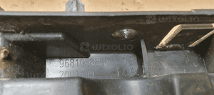 Ślizg zderzaka prawy przód przedni Citroen C5 III 9681058880 5