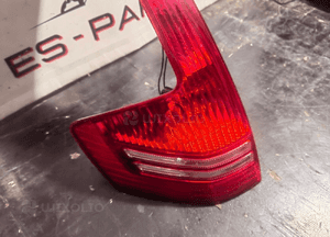 Lampa lewa lewy tył tylna 9655863880 9655864080 citroen C4 i 04-08 5D 2