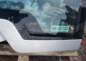Klapa szyba land rover discovery 4 iv w kolor 6