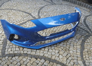 Ford focus MK4 zderzak st line oryginał ładny 4