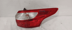 Lampa tyl tylna prawa led ford focus MK3 kombi 1