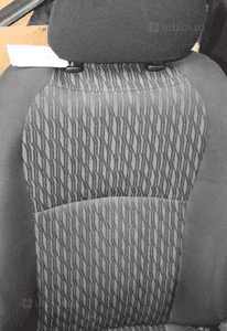 Toyota Yaris III 5 drzwiowy fotele kanapa wnętrze przekładka 7