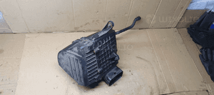 Obudowa filtra powietrza Skoda Rapid 1.6 TDI 6R0129601C 2
