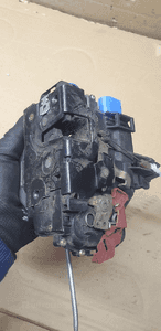 Zamek drzwi prawy przód przedni prawy Audi A3 8P 4E1837016 5