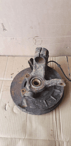 Zwrotnica prawy przód przednia prawa Seat Ibiza 6J 1.6 TDI 3