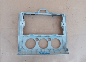 Ramka radia nawiewu konsoli dekor Ford Focus MK2 4M51-18522-AQW 3