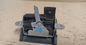 Zamek klapy tył vw polo 6R seat ibiza iv 6J nr 6J4827505 2