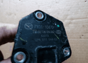 Czujnik poziomu oleju mazda 3 CX-30 2.0 16V skyactiv-g PX01-10470 2