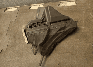 FILTR POWIETRZA OBUDOWA AUDI A4 8K133837 3