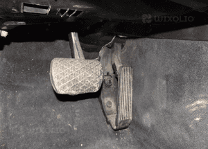 PEDAŁ POTENCJOMETR GAZU MERCEDES C-KLASA W203 AUTOMAT