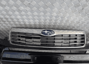 Zderzak przód subaru forester iii atrapa gril 4