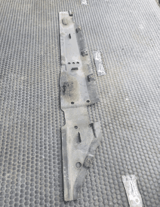 Osłona 8E0825209C 8E0825210B Plastik Podwozia Podłogi Prawa Lewa Audi A4 B6 B7 Sedan Kombi 34