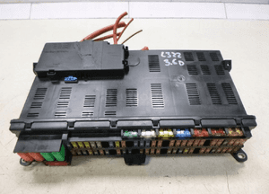 RANGE VOGUE L322 3.6 D SKRZYNKA BEZPIECZNIKÓW BSI 2