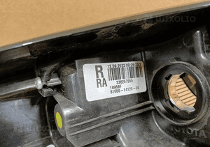 Lampa prawa tylna prawy tył toyota chr ch-r lift 19- 4