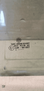 Szyba lewy tył tylna lewa VW Amarok AS2 04r 4