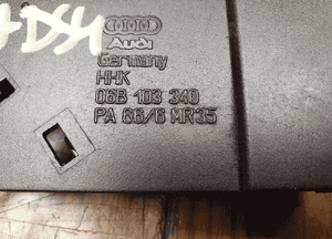 Obudowa 06B103340 Osłona Rozrzadu Łańcucha Pompy Oleju 2.0 20V ALT FSI Audi A4 B6 B7 A6 VW 2
