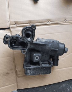 obudowa filtra oleju trafic vivaro 2.0 dci m9r