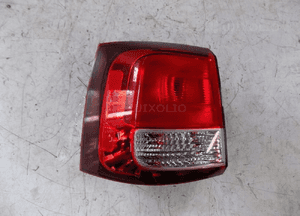 Kia sorento ii lift 2012-2015 lampa lewa tył w błotnik 1