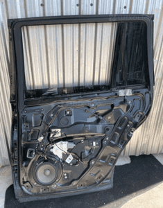 MERCEDES GL X 164 drzwi czarne 197 tył prawe listwa chrom zamek 3