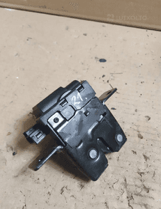 Zamek klapy tył renault modus clio iii megane ii 8200947699 5