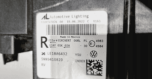 Reflektor prawy full led vw tiguan ii lift 5NN iq europa 4