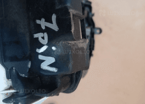 Zamek drzwi prawy przód przedni 7 PIN klamka VW Golf VII 6