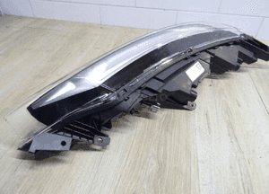 NISSAN JUKE F16 lamap lewa reflektory LED DRL 12
