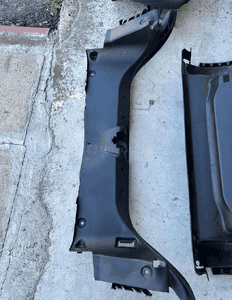 MERCEDES SLK 171 plastik dywan roleta nakładka boczek bagaznika 19