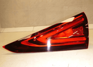 Mercedes cls W257 lampa prawa tylna tył w klape 2