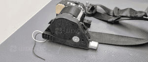 Mercedes W221 pas bezpieczeństwa fotela tylnego A2218601385 4