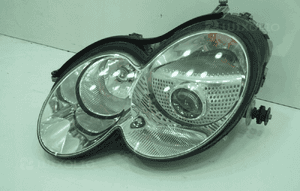 Reflektor xenon lewy mercedes sl R230 02 europa 4