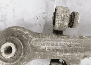 Wahacz prawy lewy Audi Vw Skoda 4B3407155 2