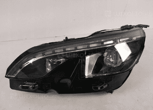 Lampa lewy przód peugeot 3008 5008 full led 17