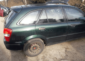 Mazda 323f bj 98-03 Klapa tylna tył z szyba 18J 6