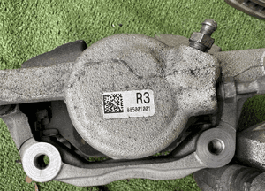 Zaciski tarcze klocki bmw 2 U06 X1 U11 4