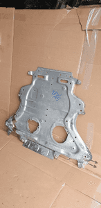 Osłona podwozia płyta pod silnik BMW M5 G30 F90 8072711 6887546 2