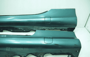 Listwa progowa lewa prawa kpl kolor 946 mercedes sl R230 3