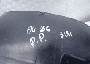 Nadkole prawy przód audi A4 B6 8E0821172B radom 2